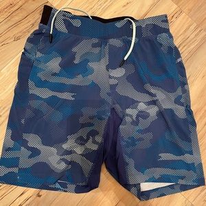 Men’s Lululemon shorts